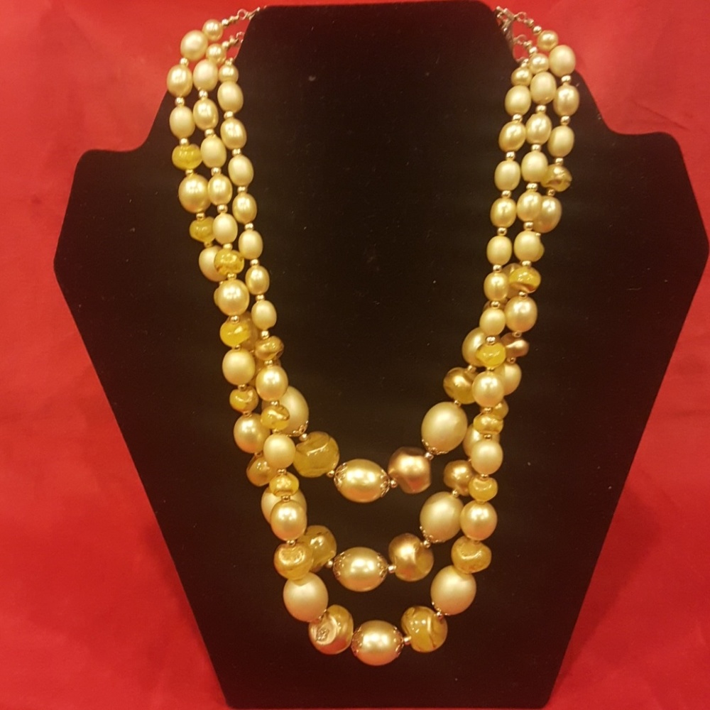 VINTAGE STATEMENT NECKLACE